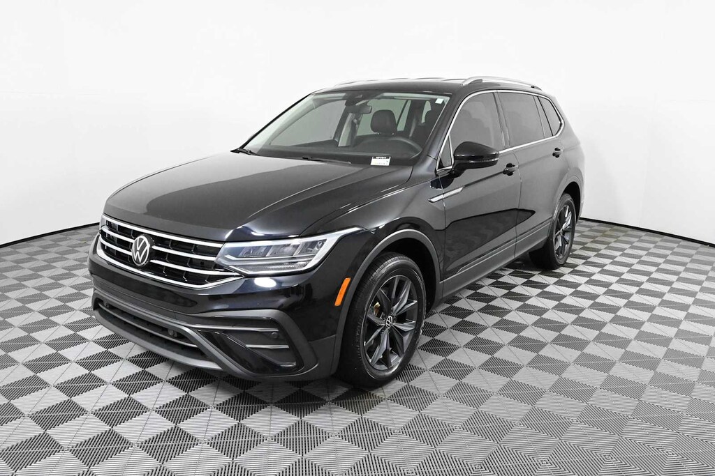 Certified 2023 Volkswagen Tiguan 2.0T SE SUV