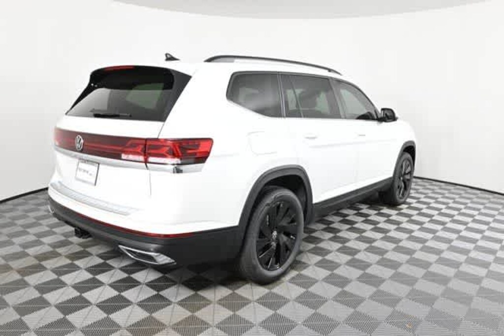 New 2026 Volkswagen Atlas 2.0T SE w/Technology SUV
