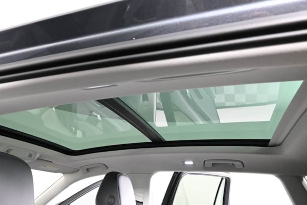 New 2026 Volkswagen Tiguan SE AWD SUV