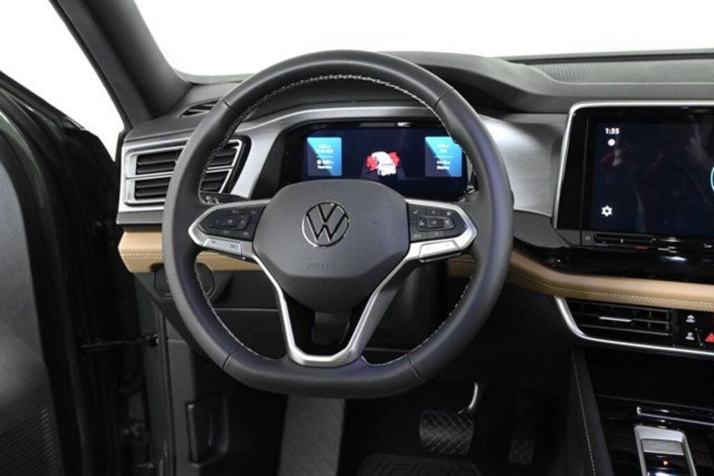 New 2026 Volkswagen Atlas Cross Sport 2.0T SE w/Technology SUV