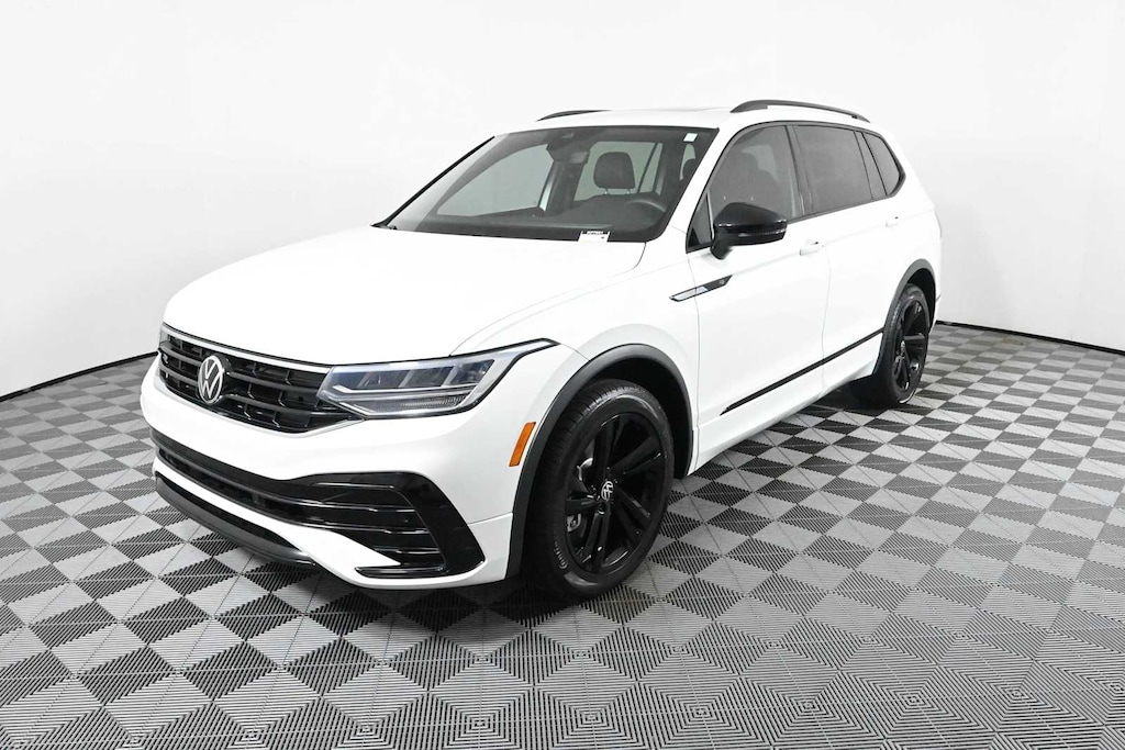 Certified 2023 Volkswagen Tiguan 2.0T SE R-Line Black SUV