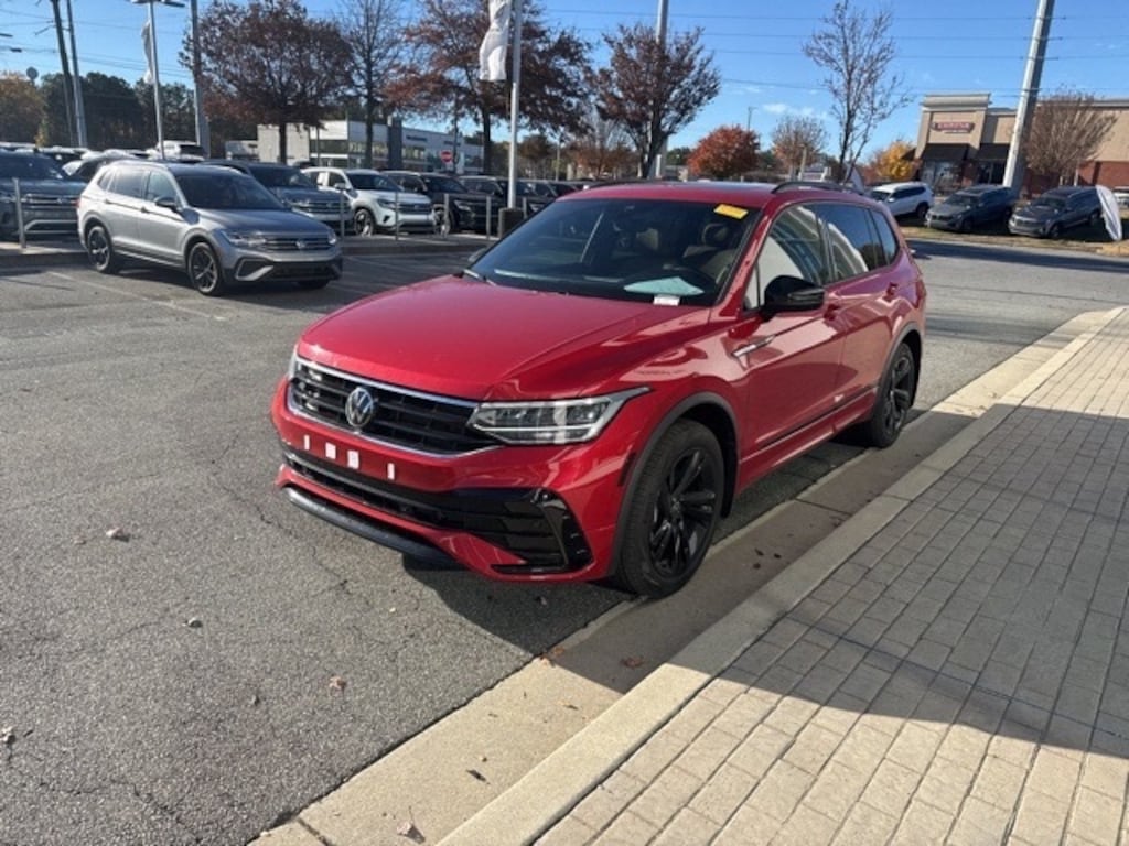 Certified 2024 Volkswagen Tiguan 2.0T SE R-Line Black SUV