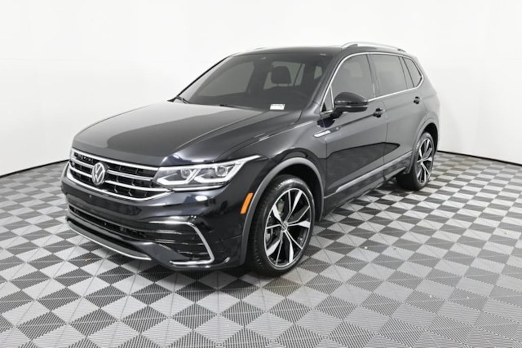 Certified 2024 Volkswagen Tiguan 2.0T SEL R-Line SUV