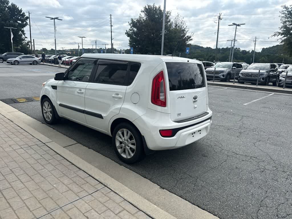 Used 2013 Kia Soul ! Hatchback