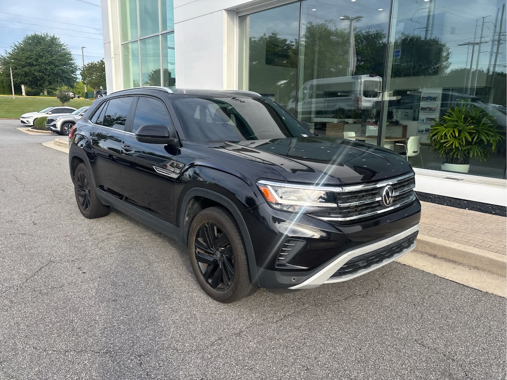 Certified 2022 Volkswagen Atlas Cross Sport 2.0T SE w/Technology SUV