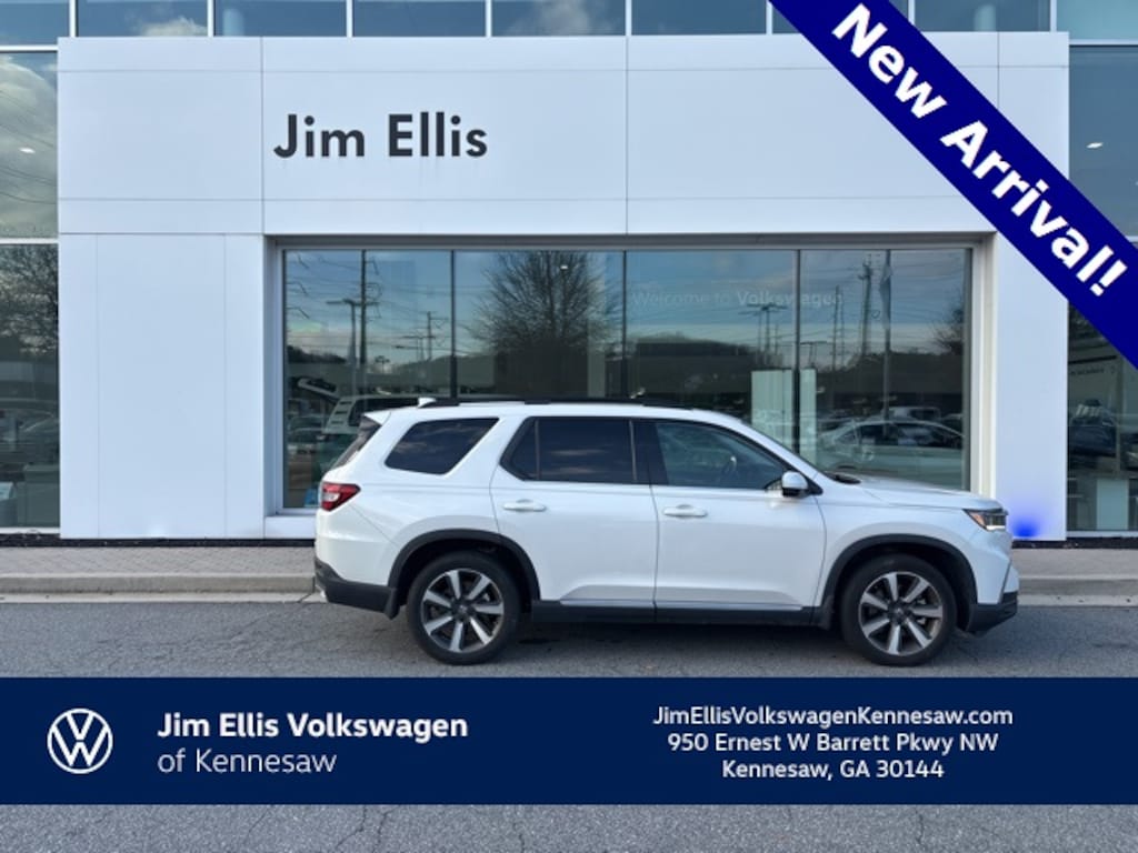 Used 2024 Honda Pilot Touring SUV