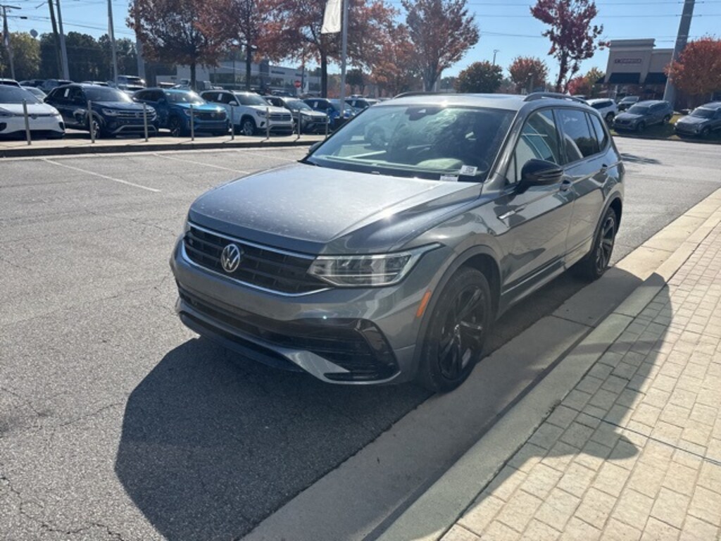 Certified 2023 Volkswagen Tiguan 2.0T SE R-Line Black SUV