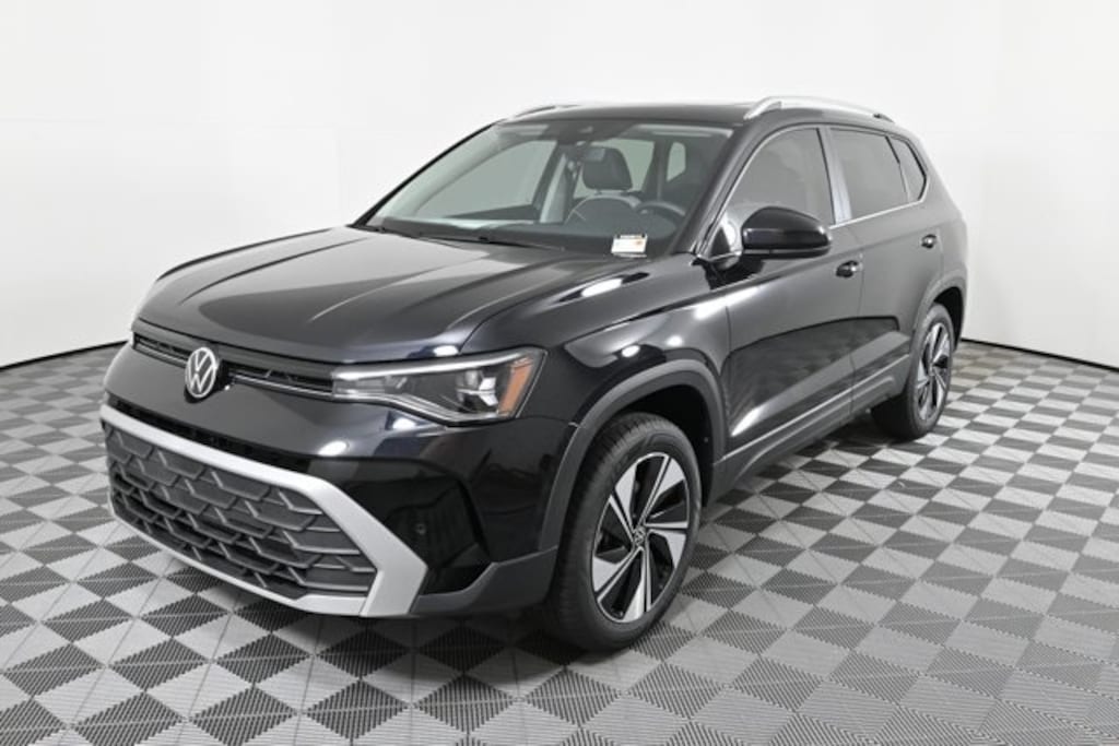 New 2025 Volkswagen Taos 1.5T SE SUV
