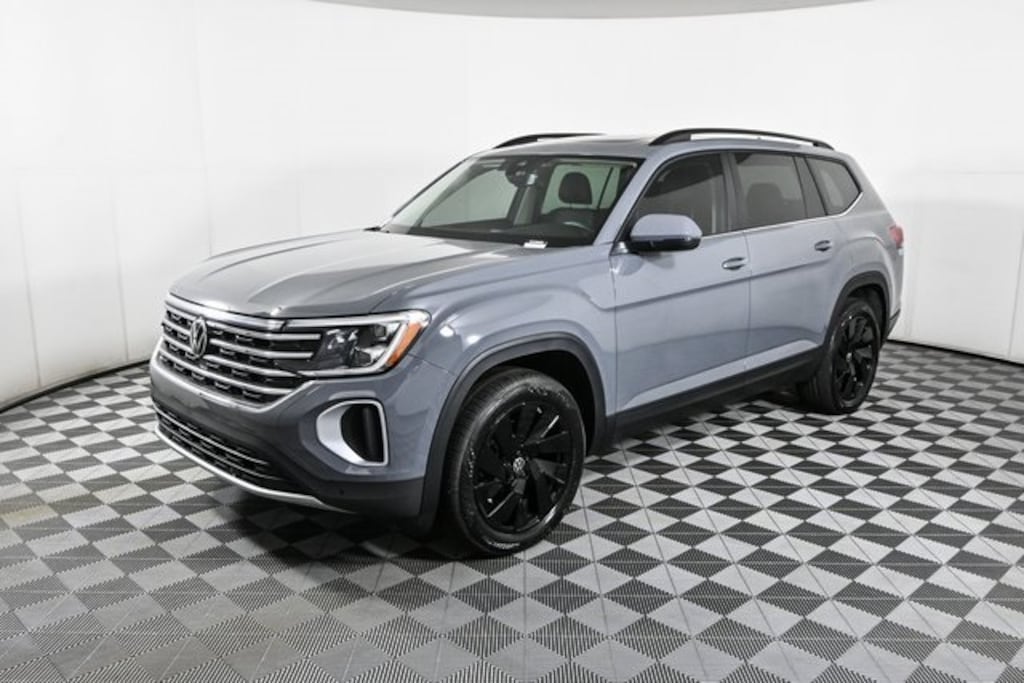 New 2026 Volkswagen Atlas 2.0T SE w/Technology SUV