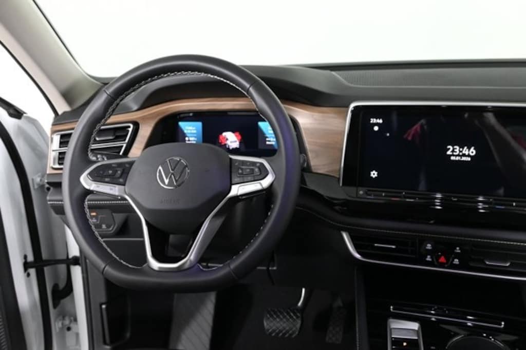 New 2026 Volkswagen Atlas 2.0T SE w/Technology SUV