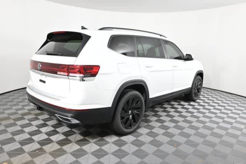New 2026 Volkswagen Atlas 2.0T SE w/Technology SUV