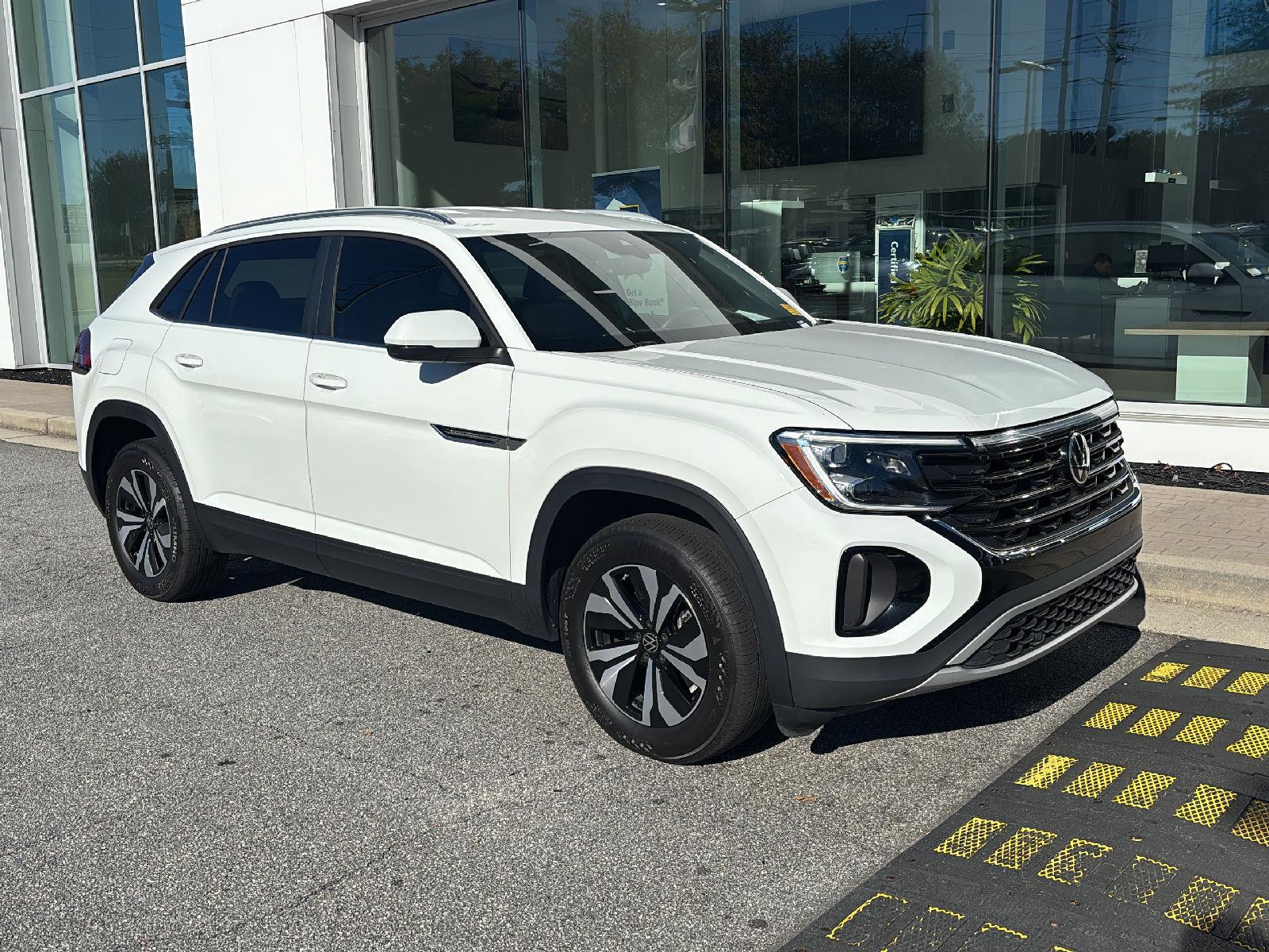 Certified 2025 Volkswagen Atlas Cross Sport 2.0T SE SUV