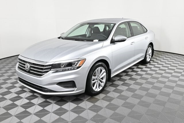 2021 Volkswagen Passat 2.0T S photo 2