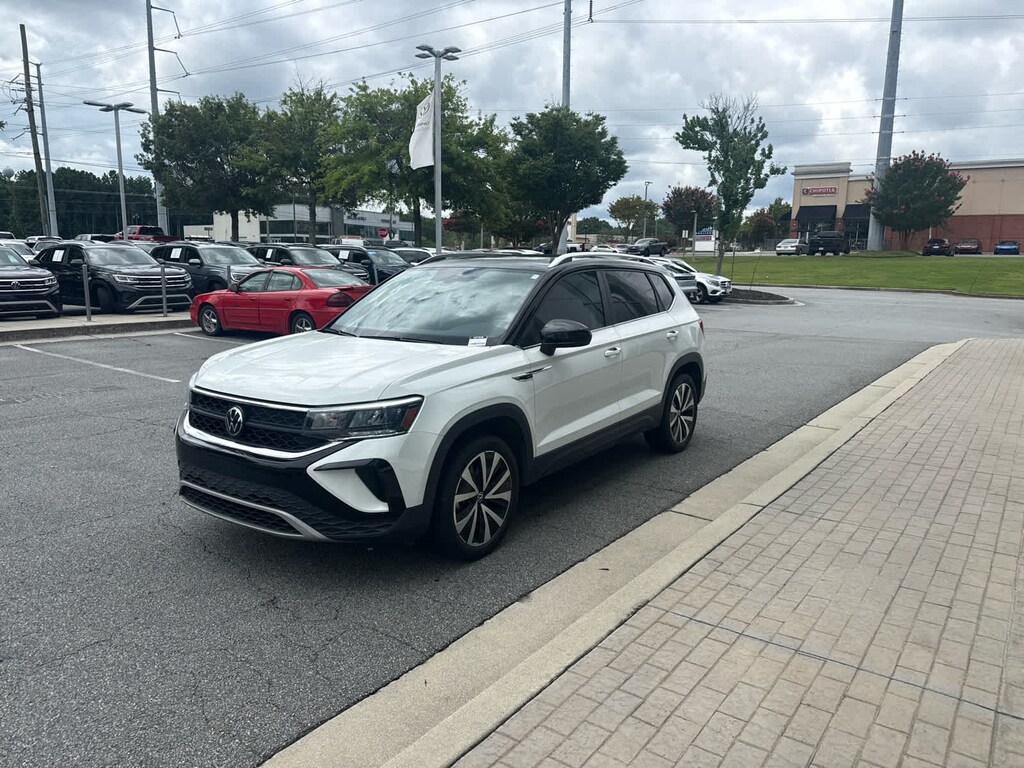 Certified 2023 Volkswagen Taos 1.5T SE SUV