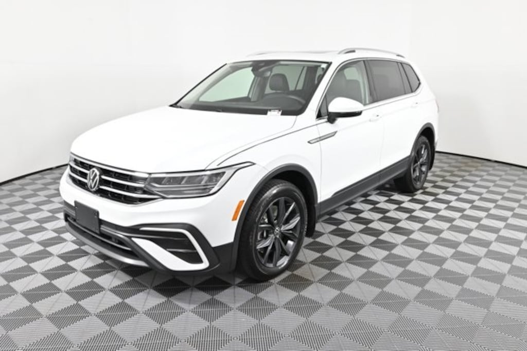 Certified 2022 Volkswagen Tiguan 2.0T SE SUV