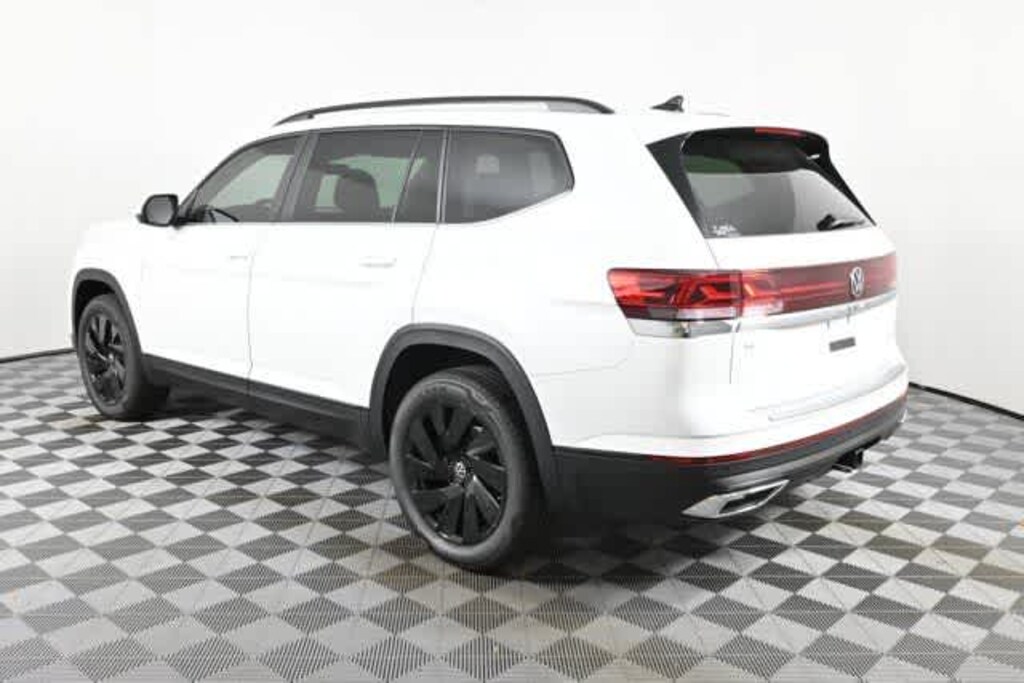 New 2026 Volkswagen Atlas 2.0T SE w/Technology SUV