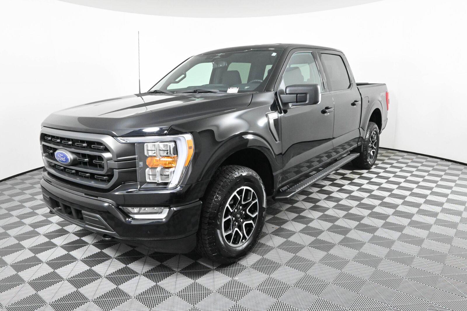 Used 2023 Ford F-150 XLT Truck