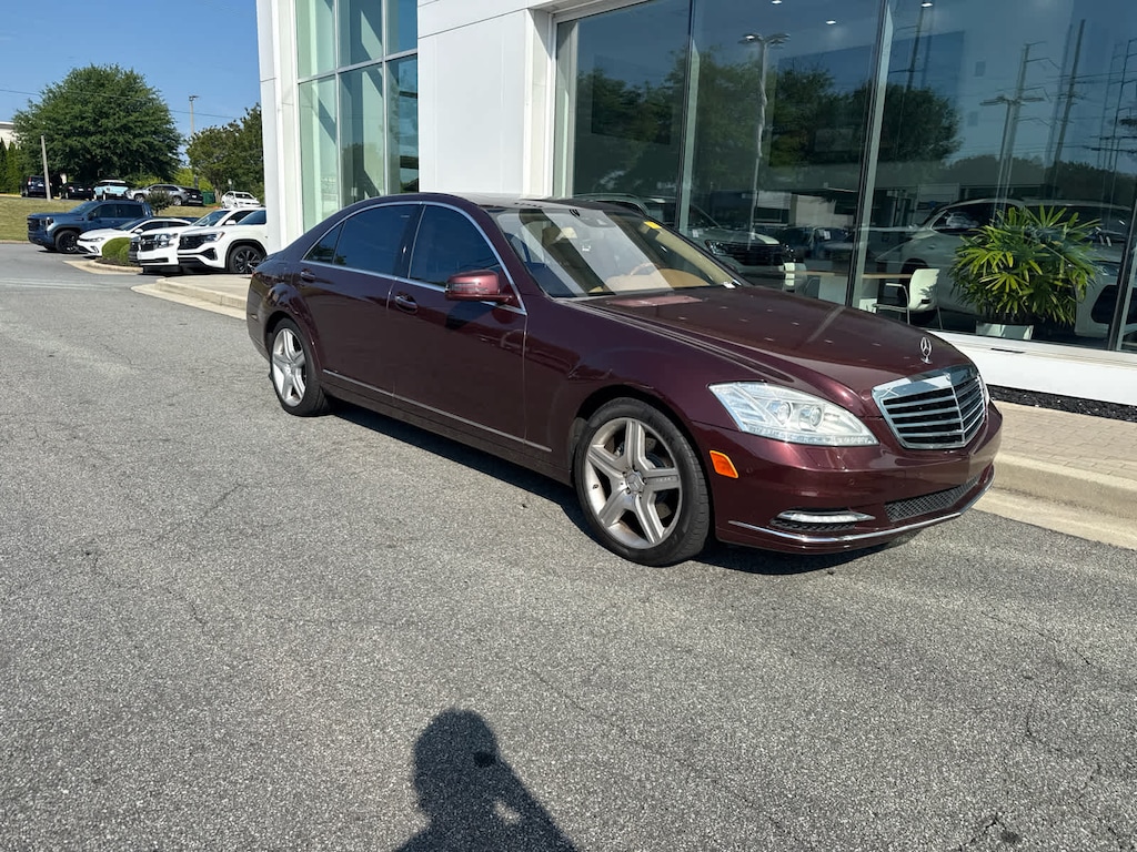 Used 2010 Mercedes-Benz S-Class S550 4MATIC Sedan