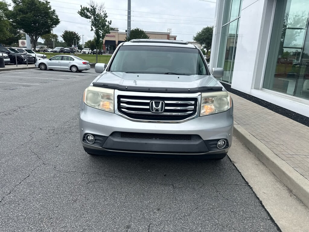 Used 2012 Honda Pilot Touring w/RES/Navi 4WD SUV