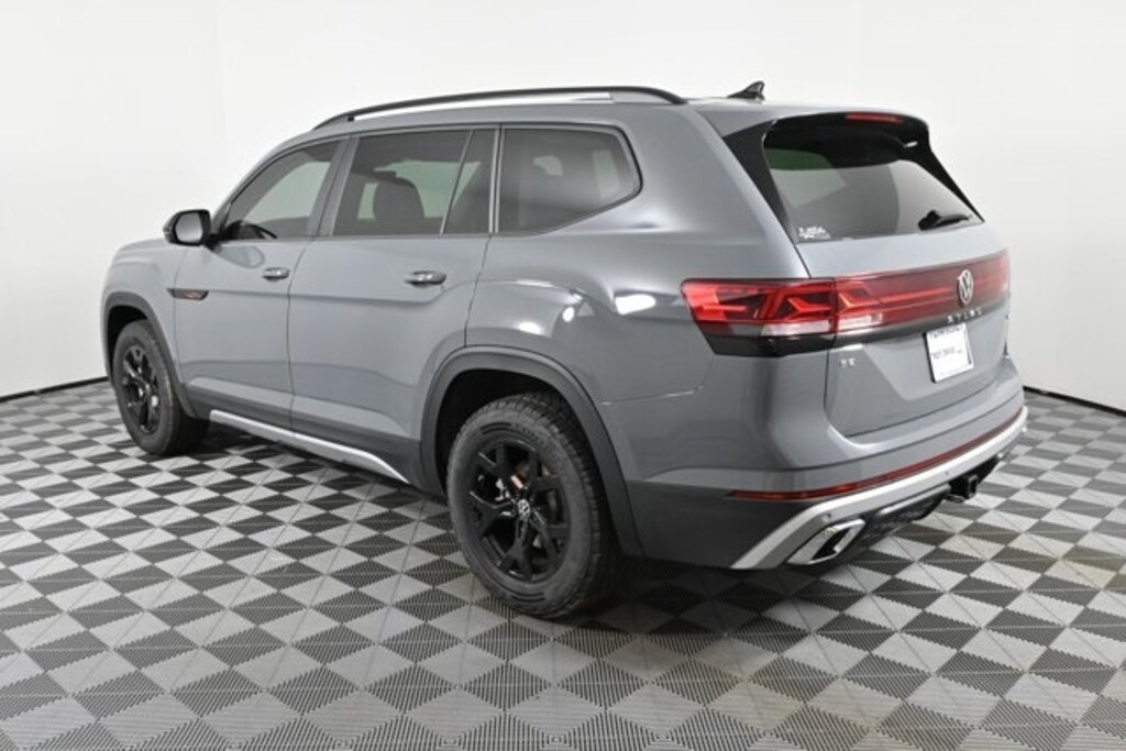 New 2025 Volkswagen Atlas 2.0T Peak Edition SUV