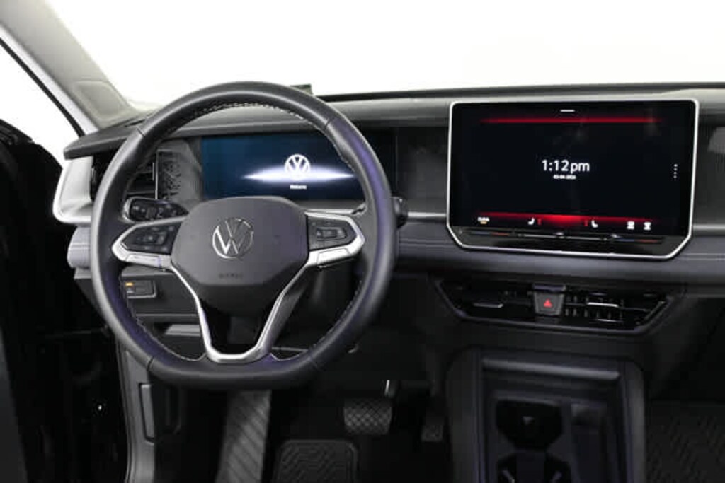 New 2025 Volkswagen Tiguan 2.0T SE SUV