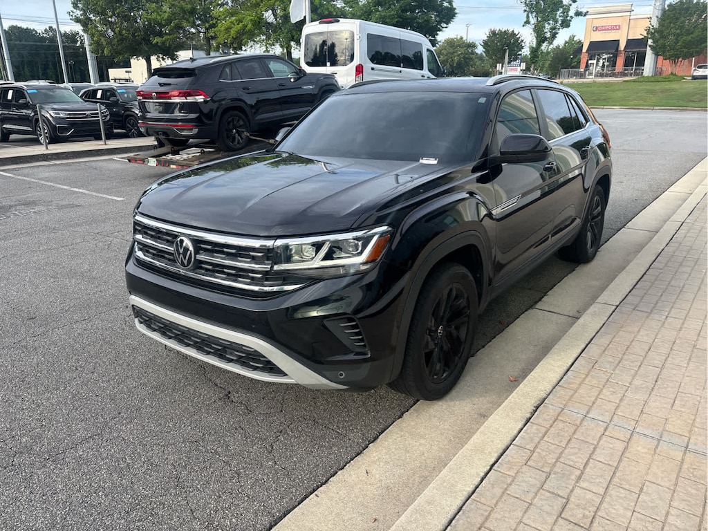 Certified 2022 Volkswagen Atlas Cross Sport 2.0T SE w/Technology SUV