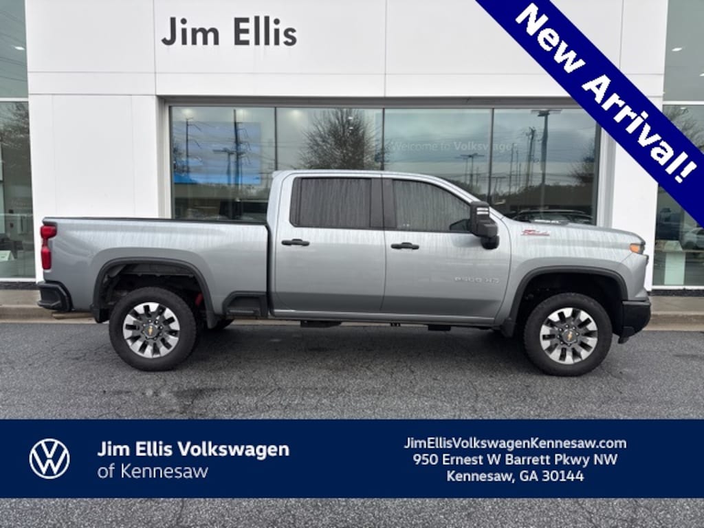 Used 2024 Chevrolet Silverado 2500 HD Custom Truck Crew Cab