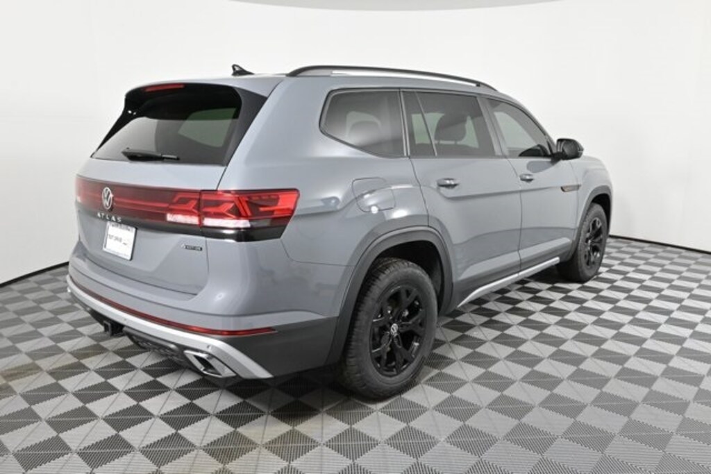 New 2025 Volkswagen Atlas 2.0T Peak Edition SUV