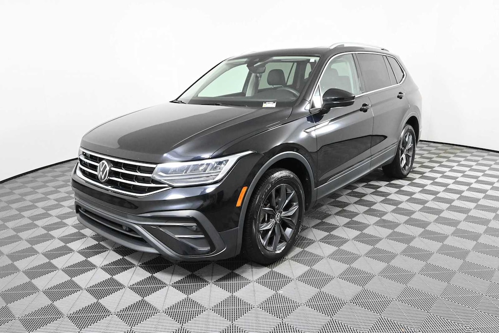 Certified 2023 Volkswagen Tiguan 2.0T SE SUV