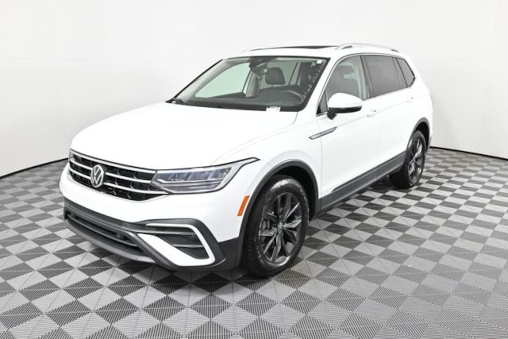 Certified 2022 Volkswagen Tiguan 2.0T SE SUV