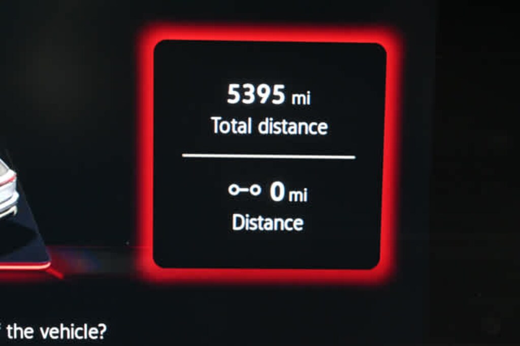 New 2025 Volkswagen Tiguan 2.0T SE SUV