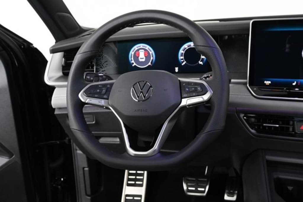 New 2025 Volkswagen Tiguan 2.0T SE R-Line Black SUV