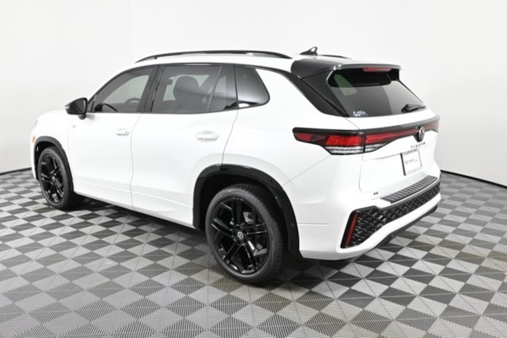 New 2025 Volkswagen Tiguan 2.0T SE R-Line Black SUV