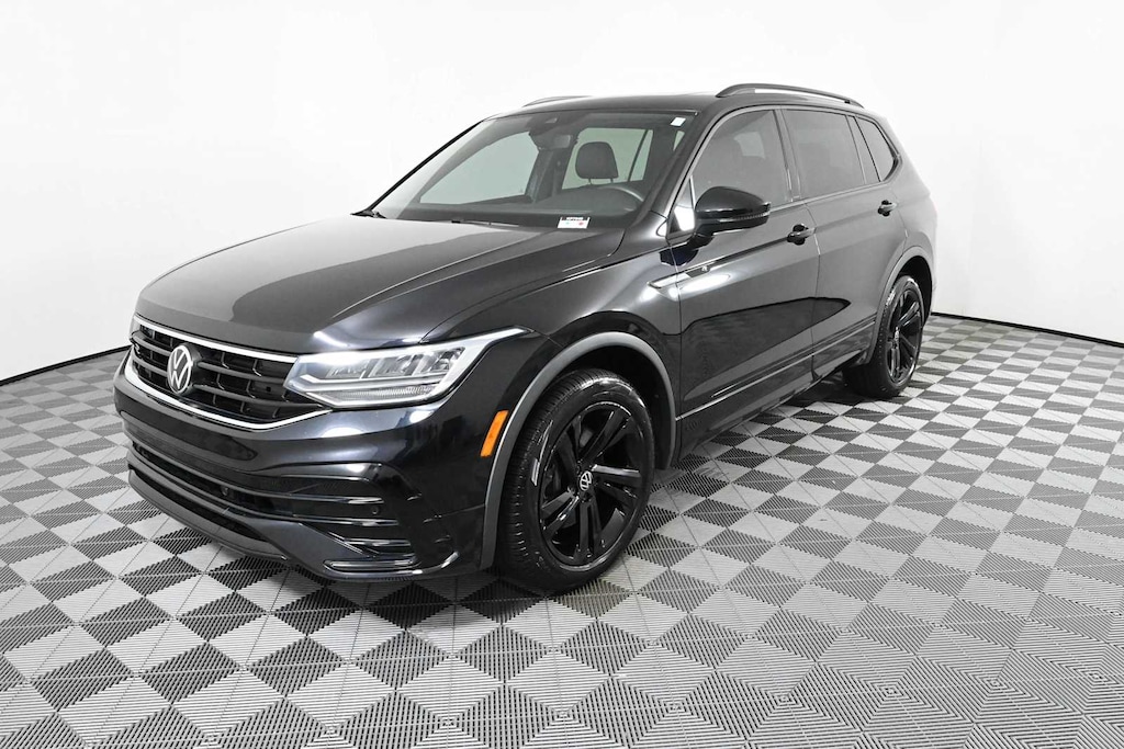 Certified 2023 Volkswagen Tiguan SE R-Line Black SUV