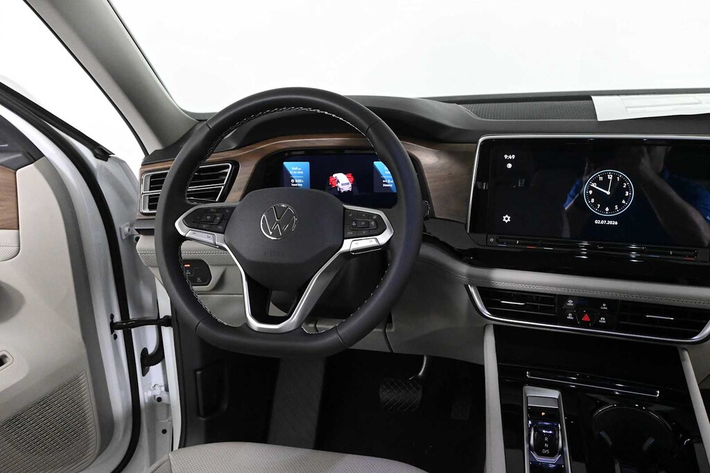 New 2026 Volkswagen Atlas 2.0T SE w/Technology SUV