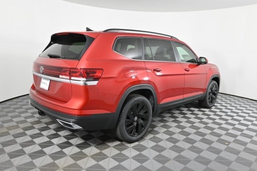 New 2025 Volkswagen Atlas 2.0T SE w/Technology SUV