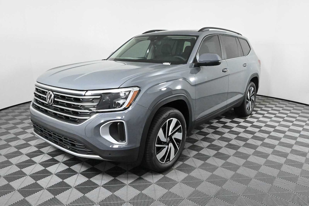 New 2026 Volkswagen Atlas SE w/Technology SUV