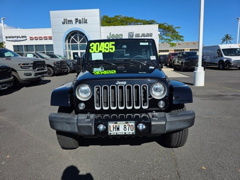 Used 2017 Jeep Wrangler Unlimited Sahara SUV