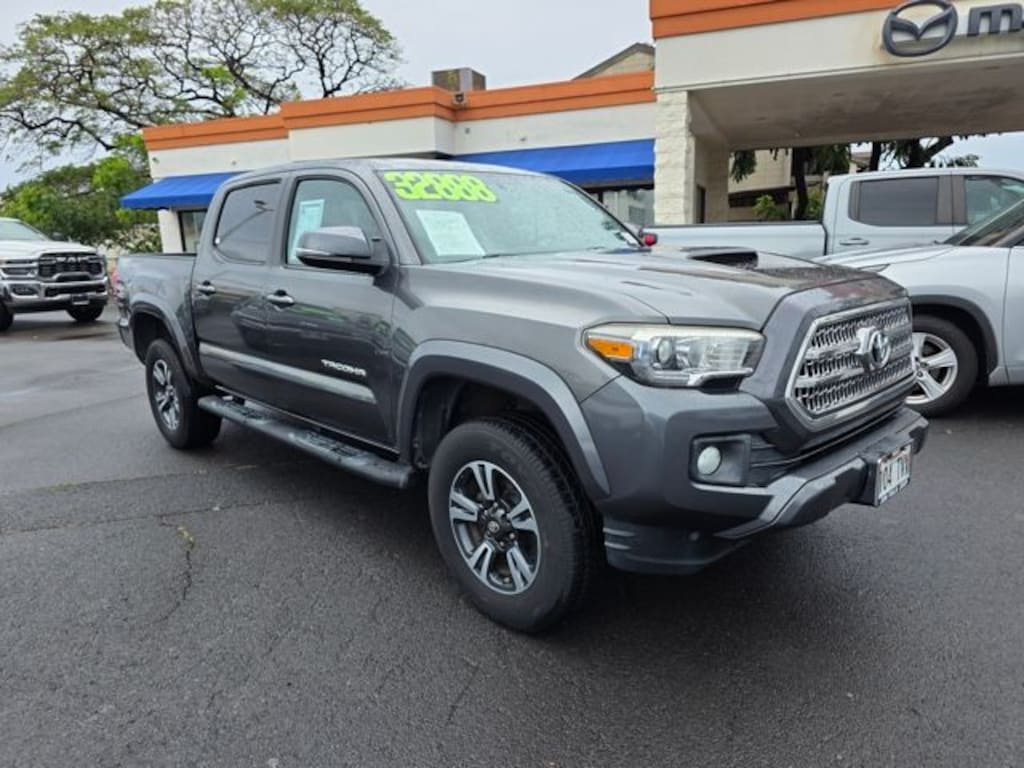 Used 2016 Toyota Tacoma SR5 Truck