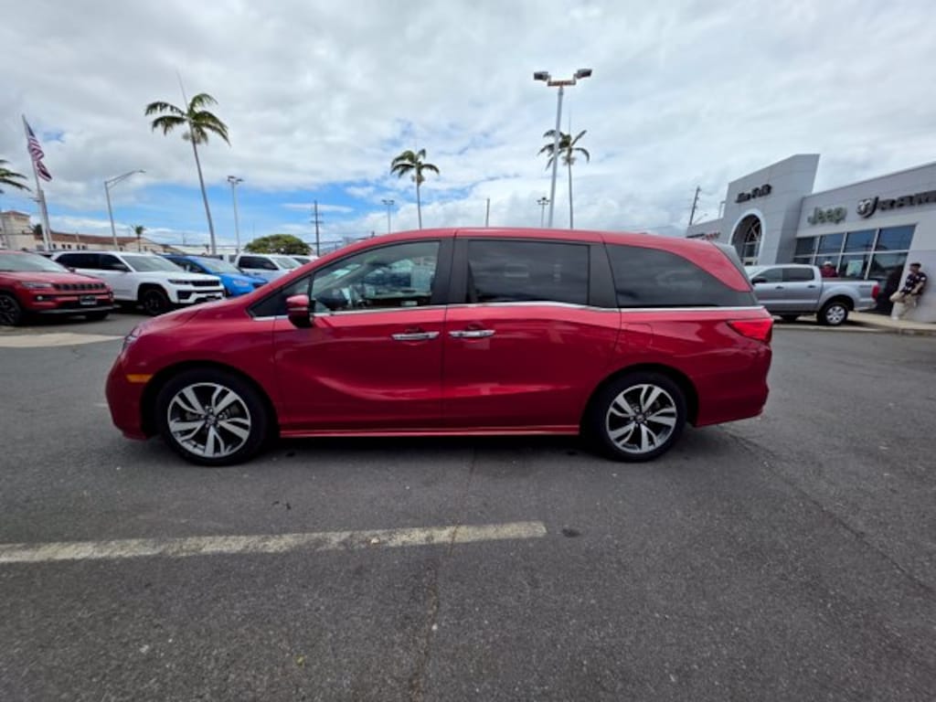Used 2023 Honda Odyssey Touring Minivan/Van