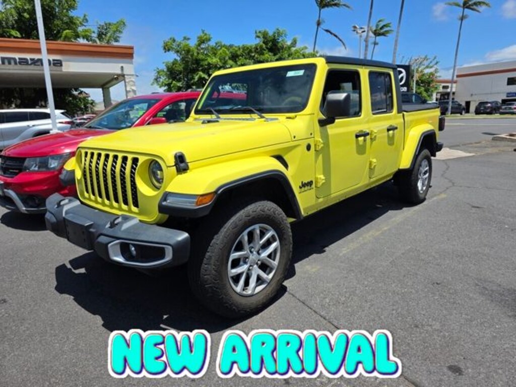 Used 2023 Jeep Gladiator Sport S Truck