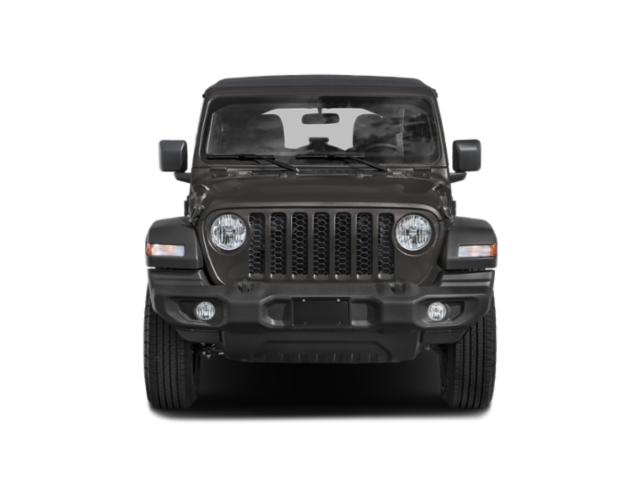 2025 Jeep Wrangler Sahara photo 4
