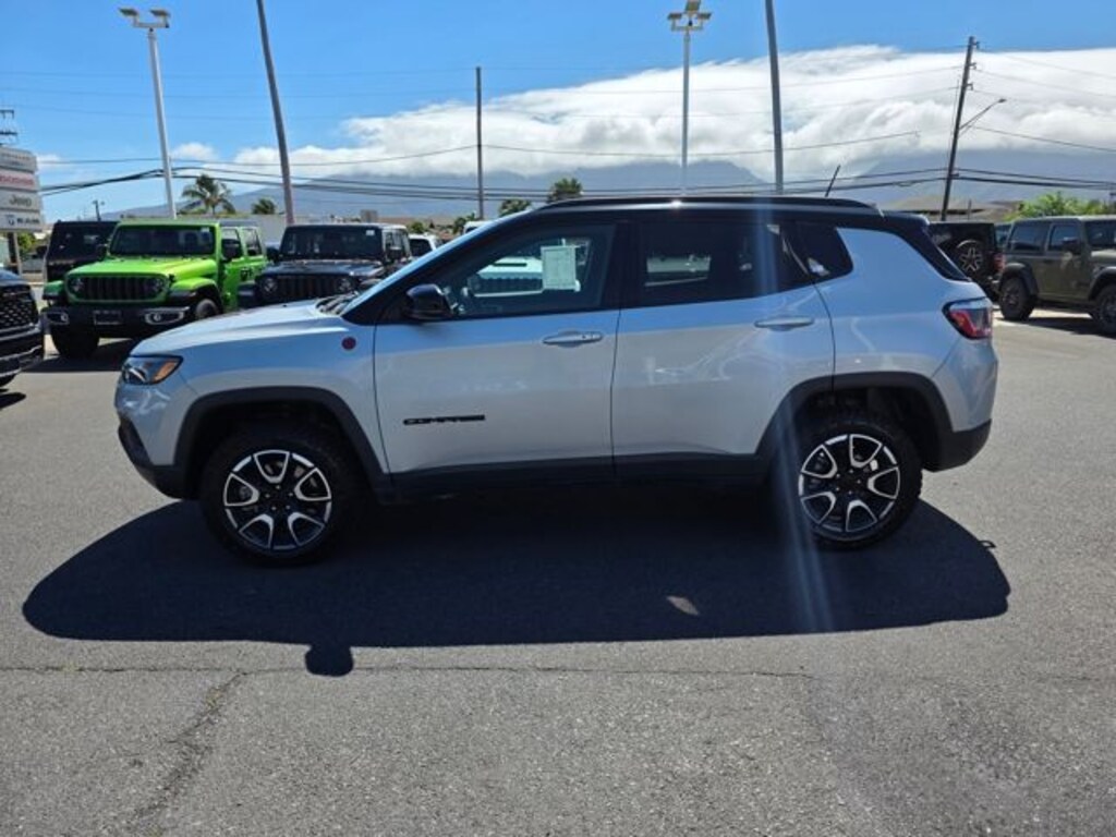 Used 2024 Jeep Compass Trailhawk SUV