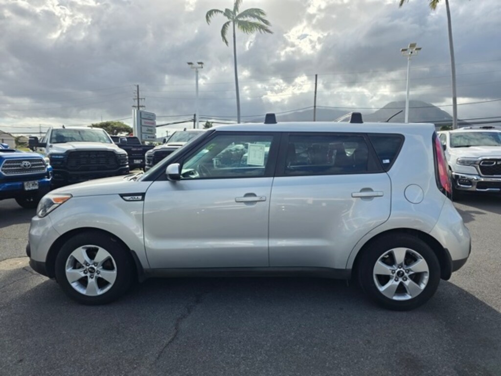 Used 2018 Kia Soul Base Hatchback