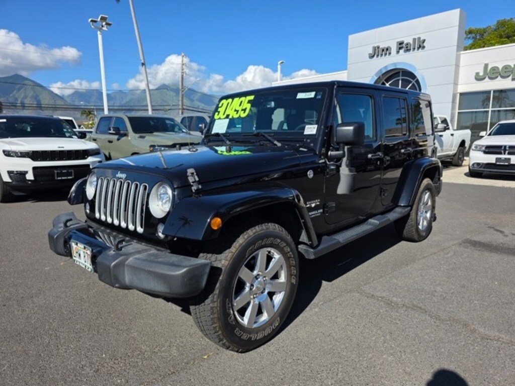 Used 2017 Jeep Wrangler Unlimited Sahara SUV