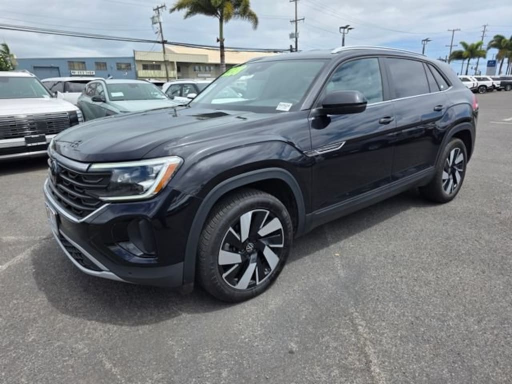 Used 2024 Volkswagen Atlas Cross Sport 2.0T SE w/Technology