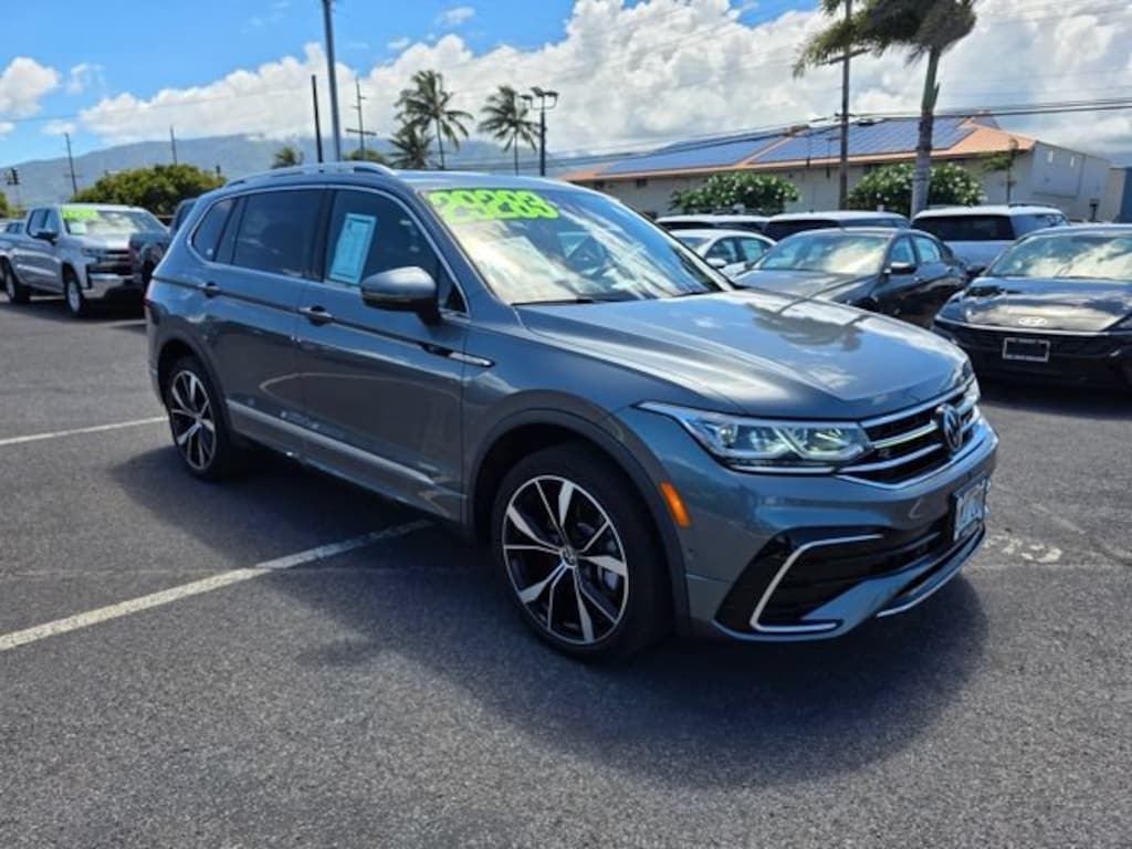 Used 2022 Volkswagen Tiguan SEL R-Line
