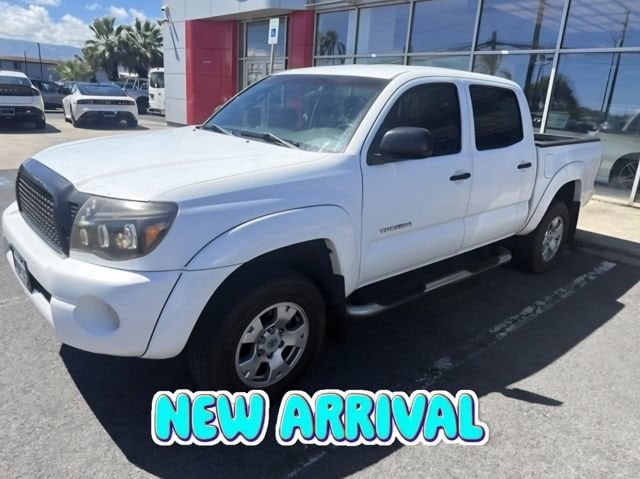 2005 Toyota Tacoma at Jim Falk Motors of Maui, photo 1