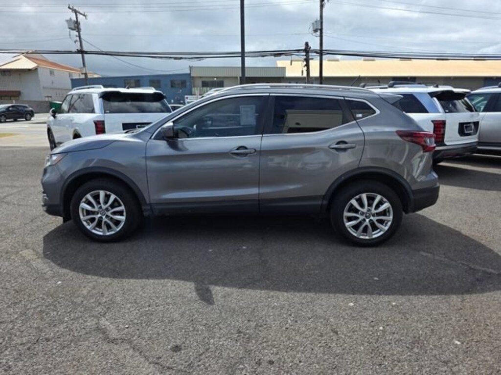 Used 2022 Nissan Rogue Sport SV