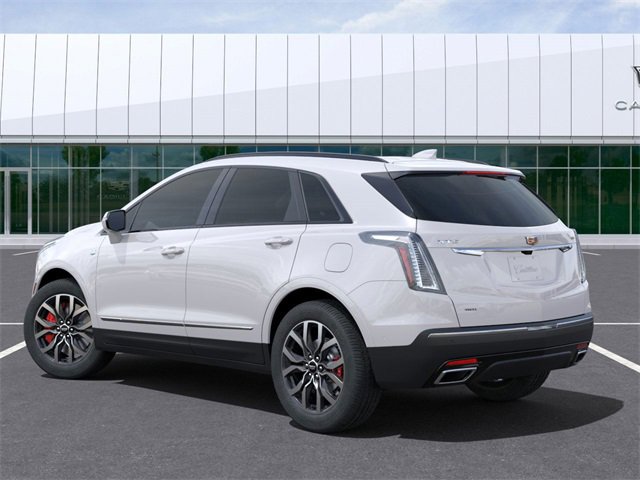 2025 Cadillac XT5 Sport photo 3